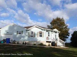 912 Delta Ln, Manahawkin, NJ 08050