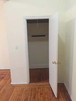 Rented by FirstService Realty (legacy) | media 37