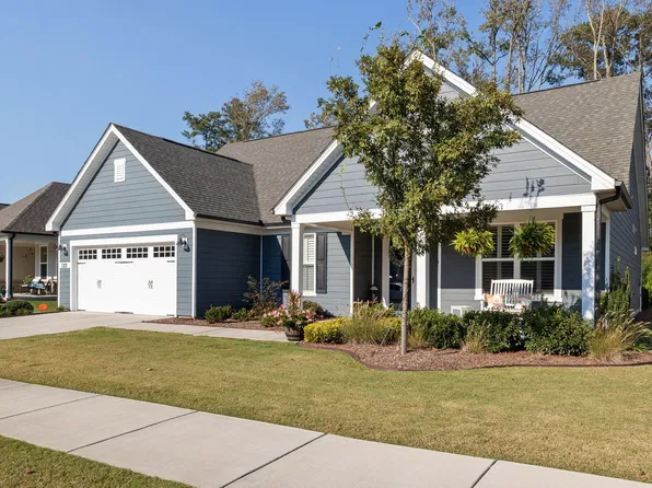 1201 Carolina Gardens Ave, Fuquay Varina, NC 27526