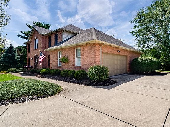 2nd image of 7164 Brightwaters Ct