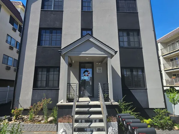 930 Cove Rd #2, Stamford, CT 06902
