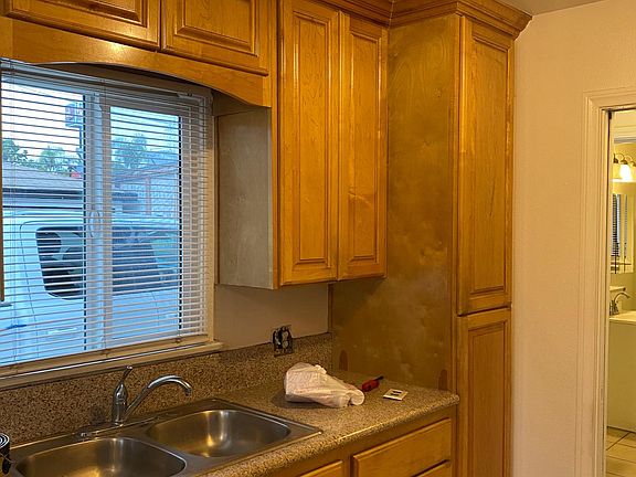 3rd image of 8911 San Antonio Ave APT D