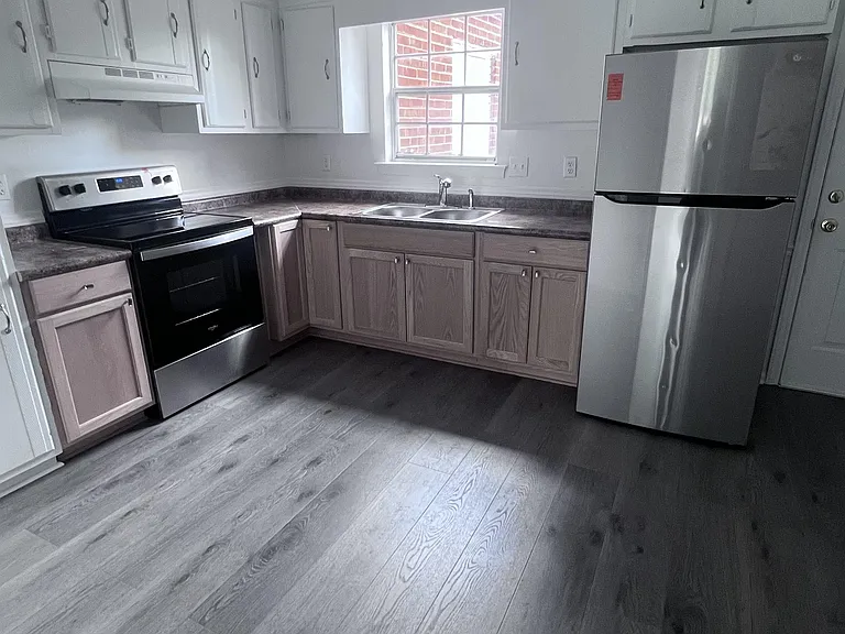1307B W Meadowview Rd #1 — Photo 7