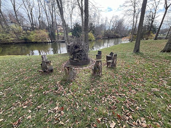 3rd image of 13217 Highland Springs Dr