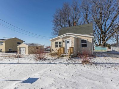 445 South Park Street, Livingston, WI, 53554
