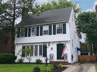 3643 Riedham Rd, Shaker Heights, OH 44120