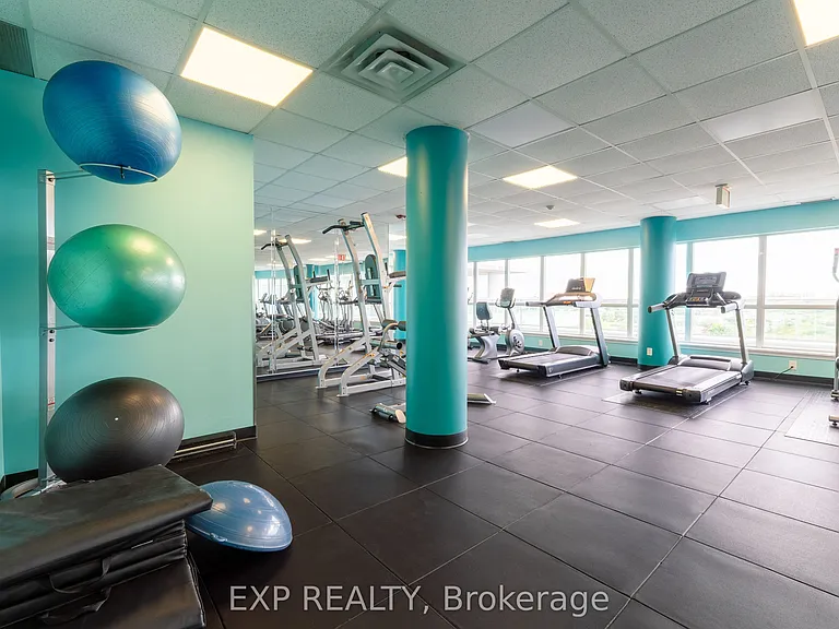 60 Fairfax Cres N #221 — Photo 22