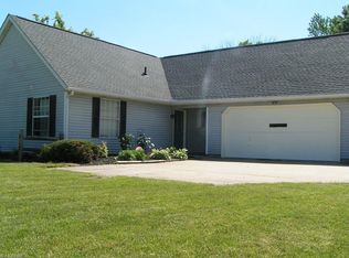 916 Freedom Ct, Medina, OH