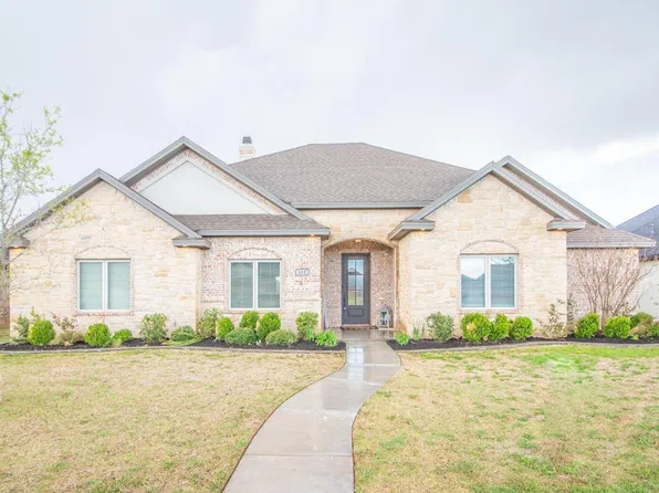 613 N 9th St, Wolfforth, TX 79382