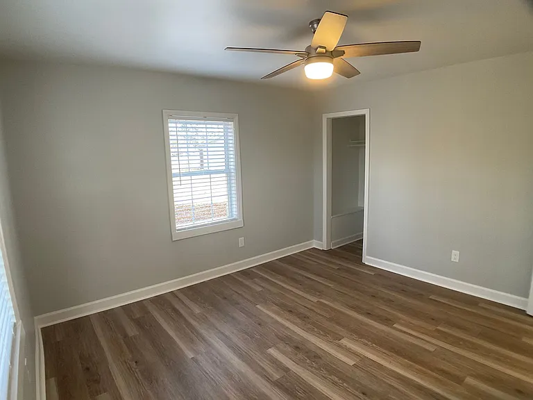 5121 Wake Forest Rd — Photo 16