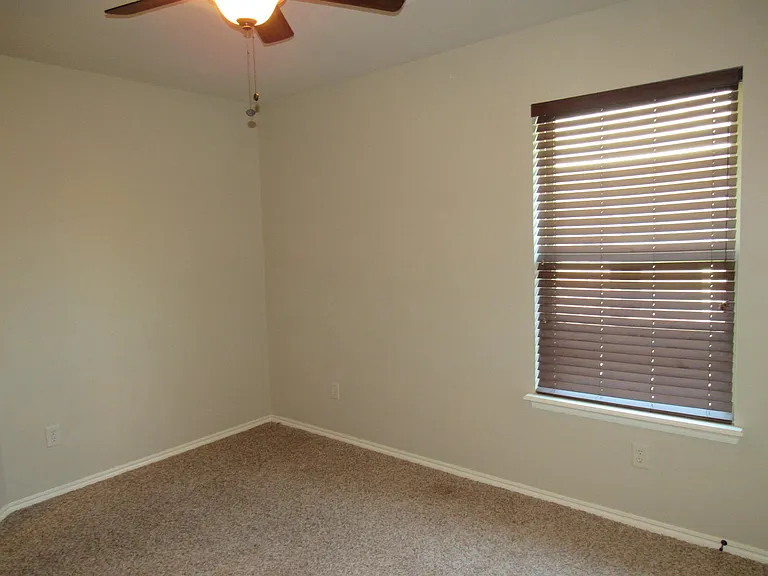 17516 Black Hawk Dr — Photo 15