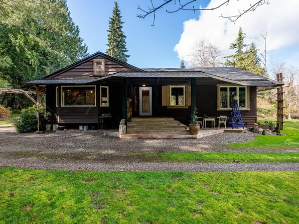 8131 Macartney Dr, Comox Valley, BC V0R 1W0