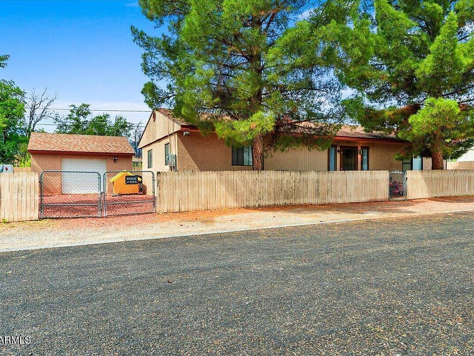 1st image of 560 SIESTA Street