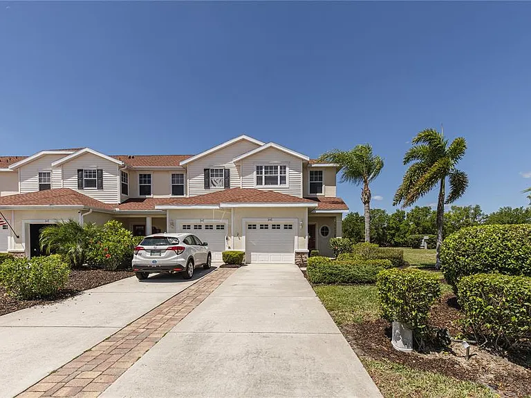 1085 Jonah Dr — Photo 1