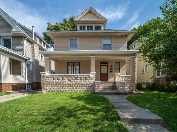 1417 W Main St, Peoria, IL 61606