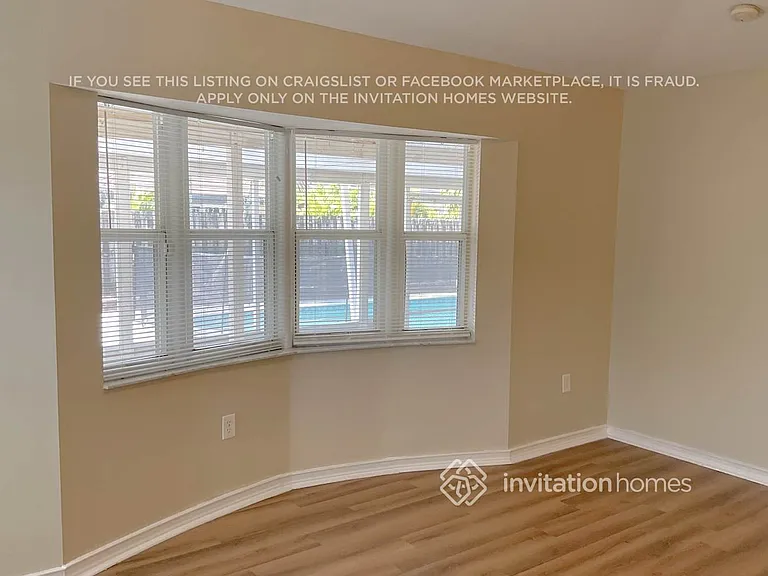 14704 SW 177th Ter — Photo 8