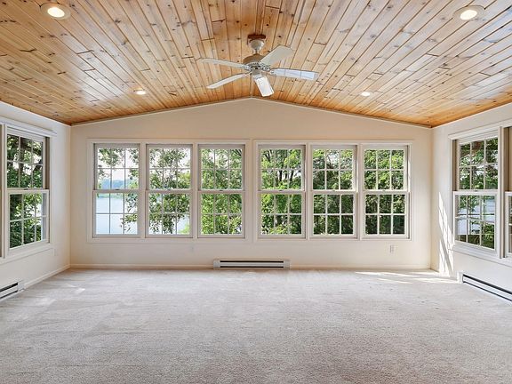 3rd image of 2235 Xanthus Ln N