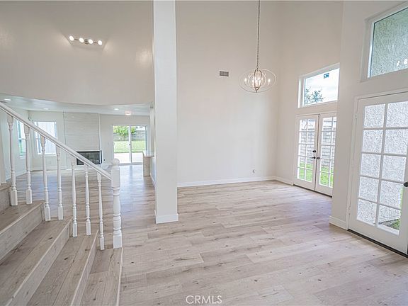 3rd image of 9633 Lilly Ct