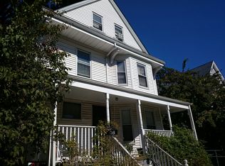 26 Oakley St, Dorchester, MA 02124