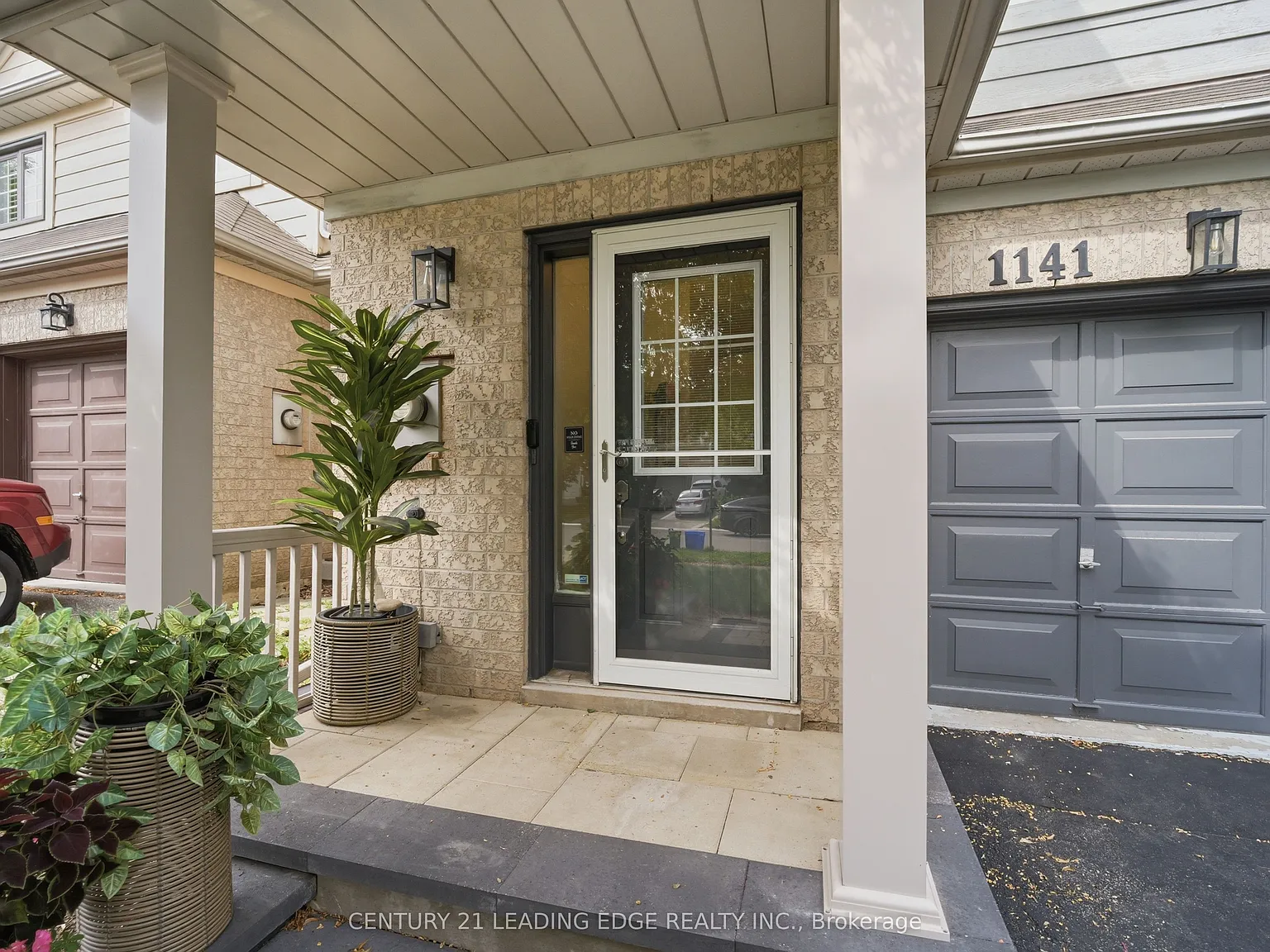 4 bed, $3,800 — Photo 2