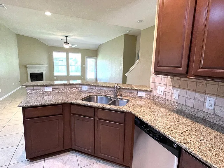 20815 N Blue Hyacinth Dr — Photo 8