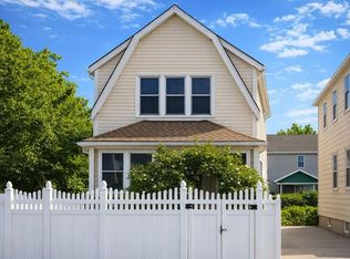 18250 90th Ave, Hollis, NY 11423