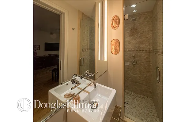 Sold by Douglas Elliman | media 25