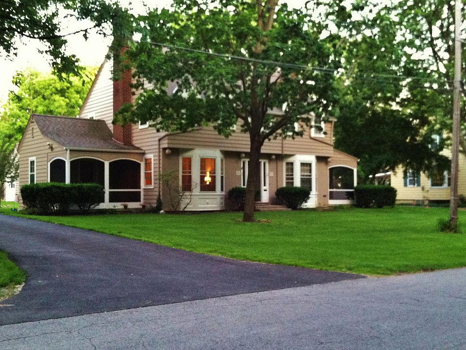 1st image of 676 Greenwich St