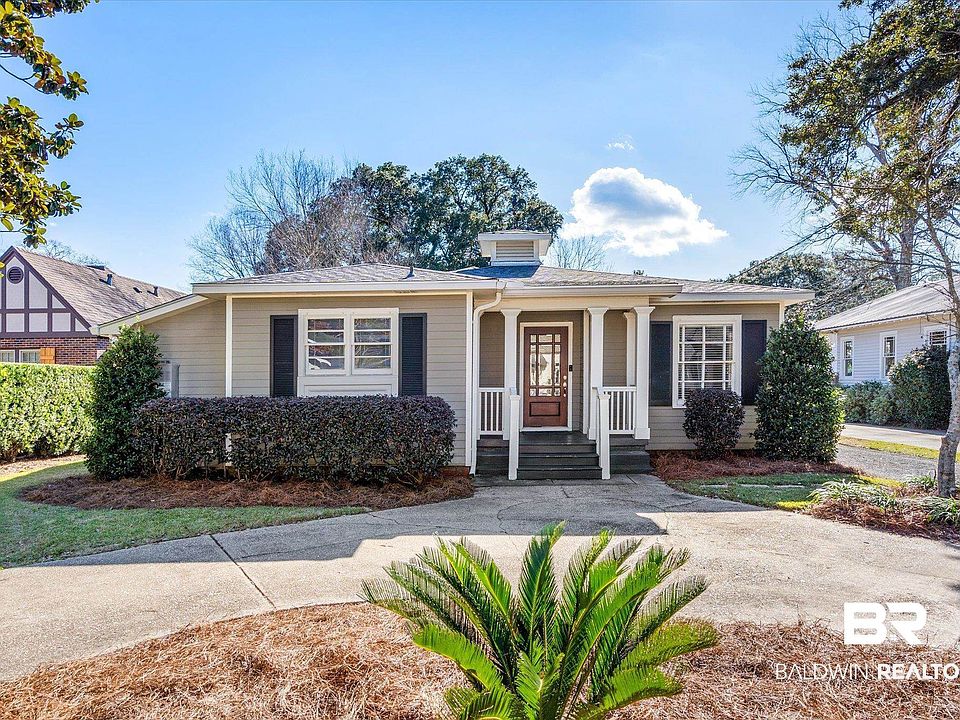 1st image of 4303 The Cedars Ave