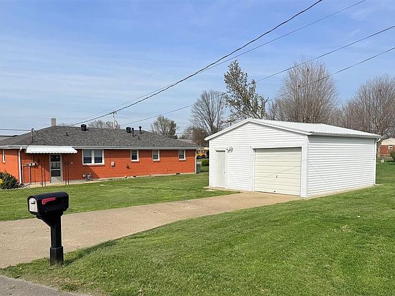 4th image of 502 Shawnee Dr