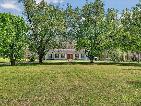 2nd image of 502 Corders Crossroads Rd