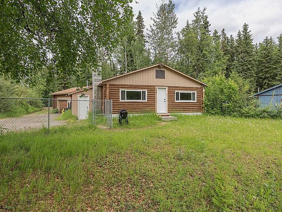 2nd image of 4272 Birch Ln