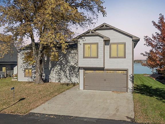 2nd image of 6604 Peninsula Point
