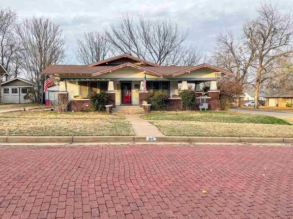 619 E Chestnut Ave, Ponca City, OK 74601