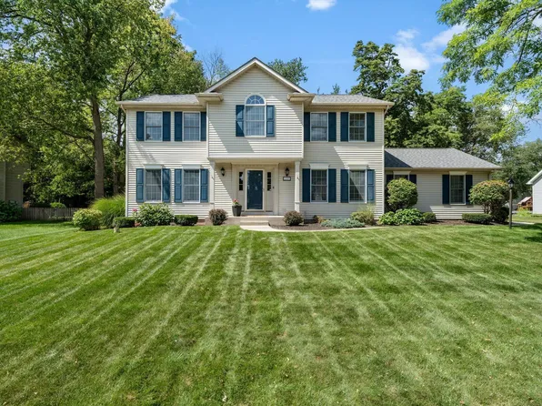 50591 Elk Trl, Granger, IN 46530