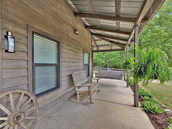 3rd image of 5652 Bird Farm Rd