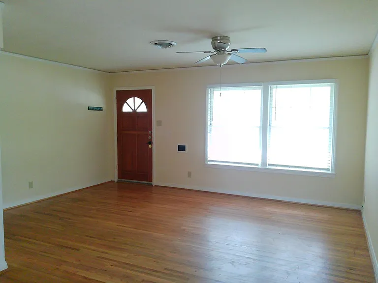 530 Hopper Dr — Photo 2