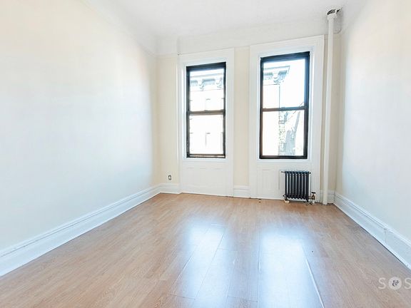 3rd image of 185 Bleecker St APT 19