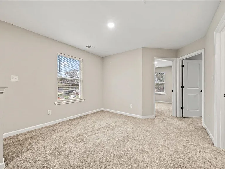 2845 Yale Ave — Photo 16