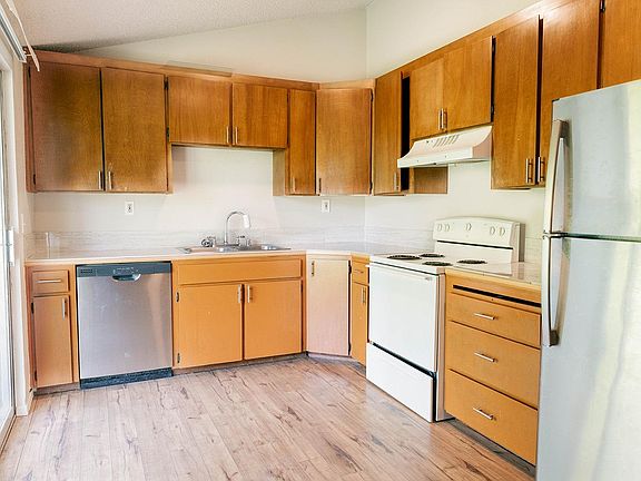 2nd image of 14317 104th Avenue Ct NW