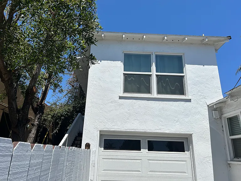 226 Bath St #A — Photo 6