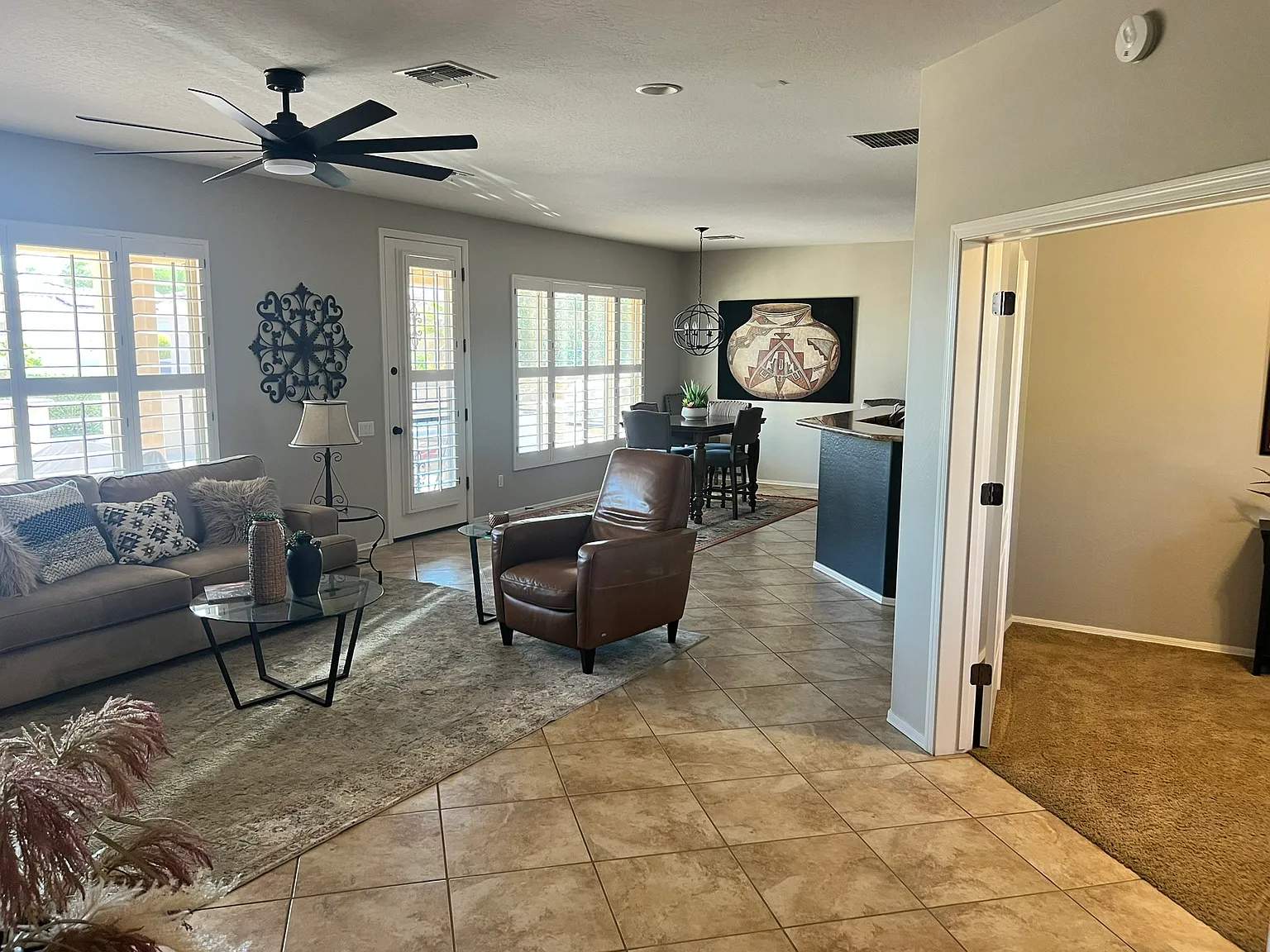2 bed, 1684 sqft, $3,700 — Photo 3