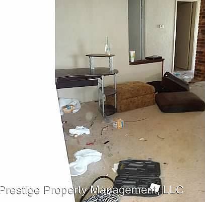 4th image of 3401 N Douglas Blvd #1/2
