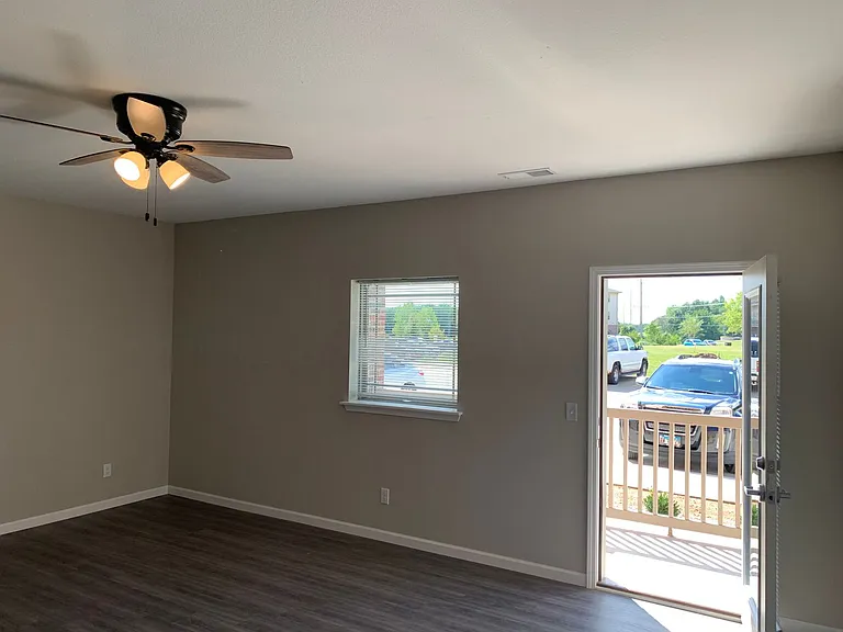 Cypress Ridge Apartments — Photo 3