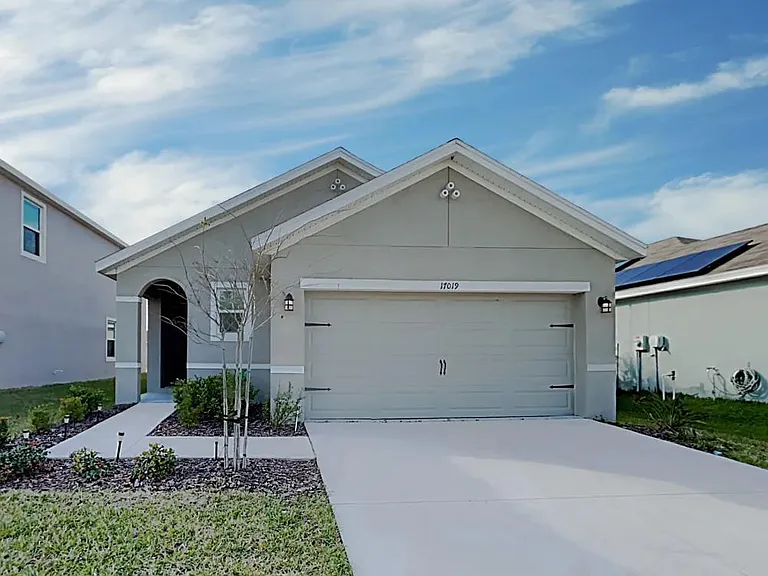 17018 Wave Tressle Pl — Photo 1