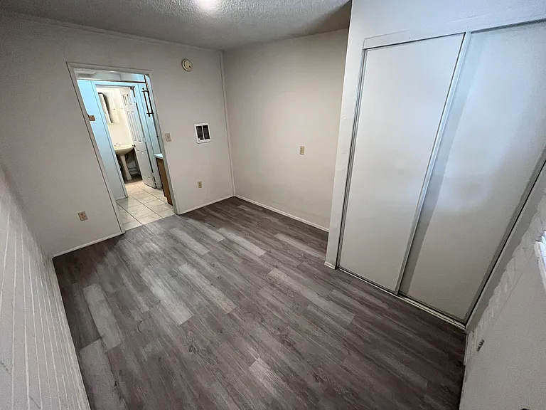 730 E Limberlost Dr #111B — Photo 10