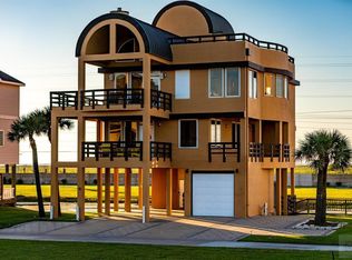 8 Blue Heron Cir, Jamaica Beach, TX 77554