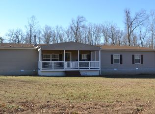 603 Table Top Rd, Monterey, TN 38574