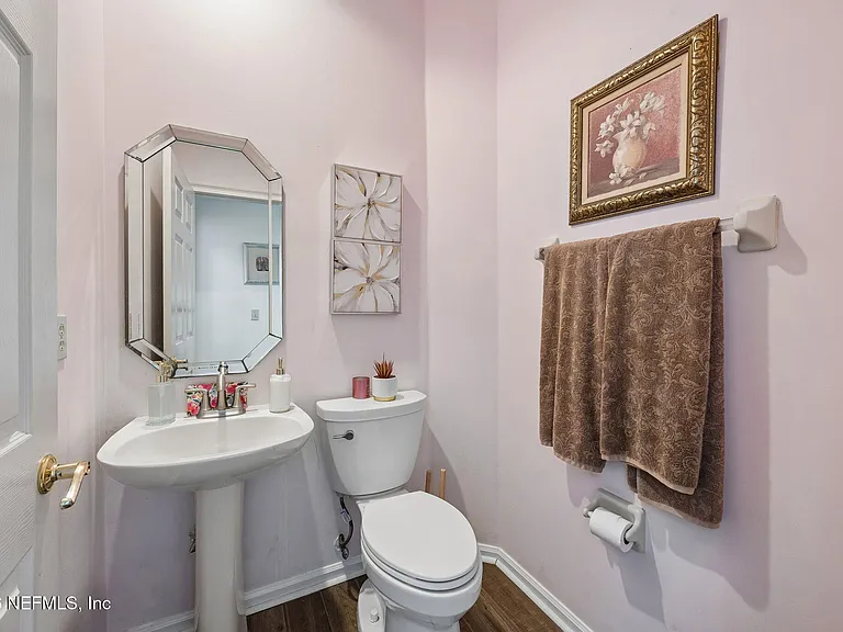 8342 Amherst Hills Ln — Photo 29