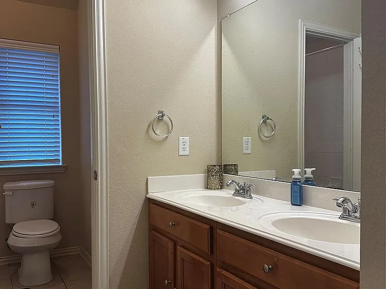213 Fox Hollow Blvd — Photo 27